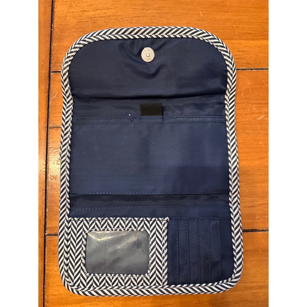 KAVU Big Spender Wallet Navy White Herringbone Canvas Trifold Magnetic Snap - Picture 5 of 8